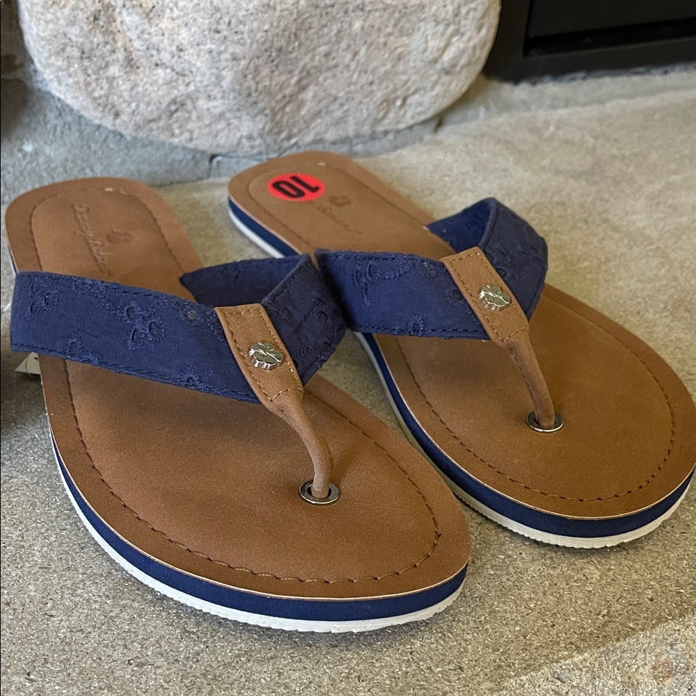Tommy Bahama Women's Navy and Brown Flip Flop Sandals, Sz 10 - Picture 2 of 13
